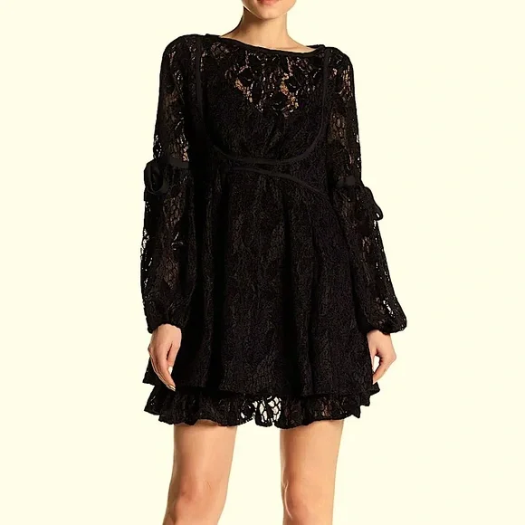 Free People Rubi black lace mini dress, M